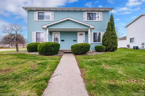 2607 Cherry St #2, Port Huron, MI 48060
