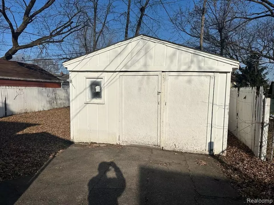 11319 Chalmers Ave, Warren, MI 48089 11 Photos Movoto