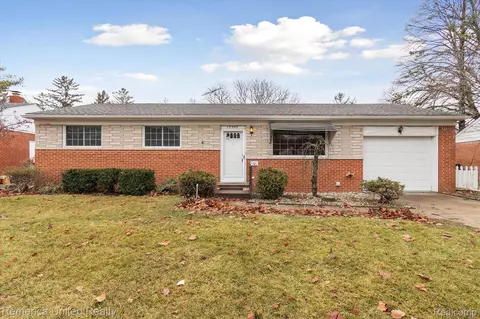 14468 Ronnie Ln, Livonia, MI 48154