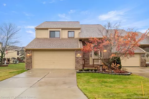 2181 Siboney Crt Ct, Rochester Hills, MI 48309