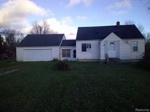 3062 Alcott Ave, Flint, MI 48506