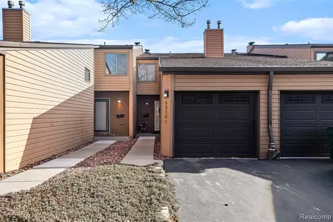 48301 Bayshore Dr #36, Belleville, MI 48111