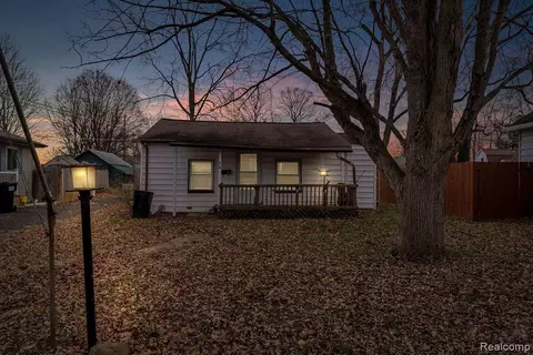 719 Lingle Ave, Owosso, MI 48867