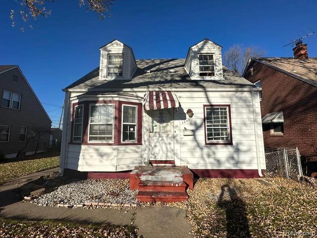 1208 Mill St, Lincoln Park, MI 48146 | 11 Photos - Movoto