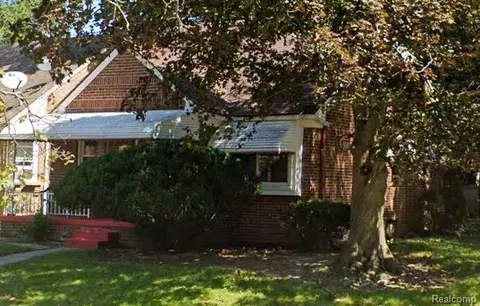 17168 Warwick St, Detroit, MI 48219