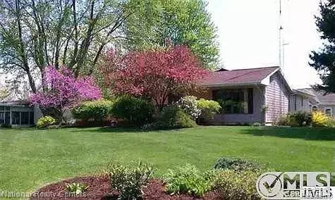 120 Bingham Dr, Brooklyn, MI 49230