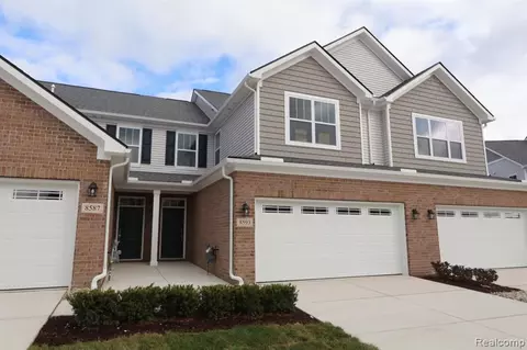 8593 Grove St, Washington, MI 48094