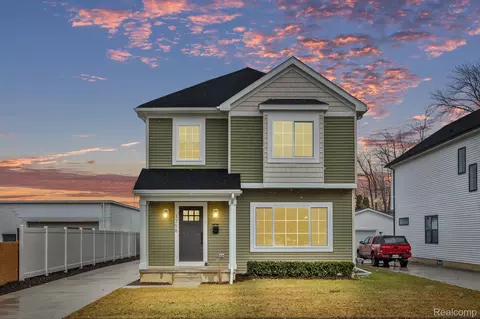 3358 Phillips Ave, Berkley, MI 48072