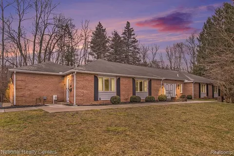 4013 Katydid Ln, Kalamazoo, MI 49008