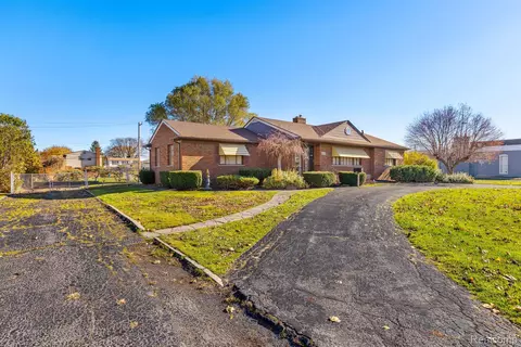 30100 Hoover Rd, Warren, MI 48093