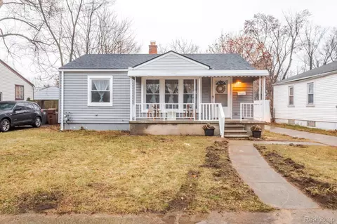 27104 Lucerne Dr, Inkster, MI 48141