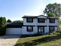 25844 Arrowhead St, Southfield, MI 48075