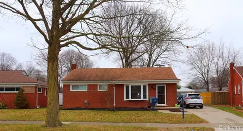 9184 Hartel, Livonia, MI 48150