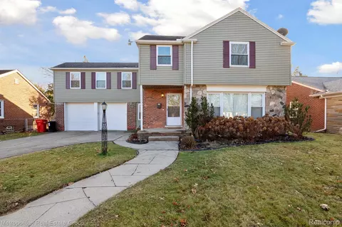 18131 Melrose Ave, Southfield, MI 48075