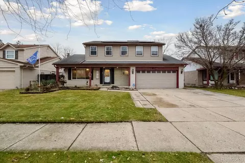 9820 Rose St, Taylor, MI 48180