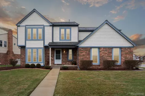 45303 Claymore Dr, Canton, MI 48187