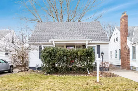 2740 Vassar St, Dearborn, MI 48124
