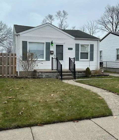 4435 16th St, Wyandotte, MI 48192