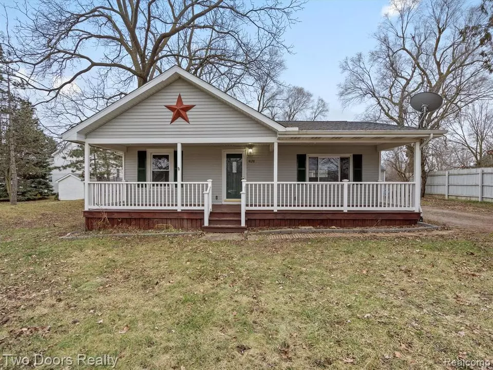 4128 E Hill Rd, Grand Blanc, MI 48439 22 Photos Movoto