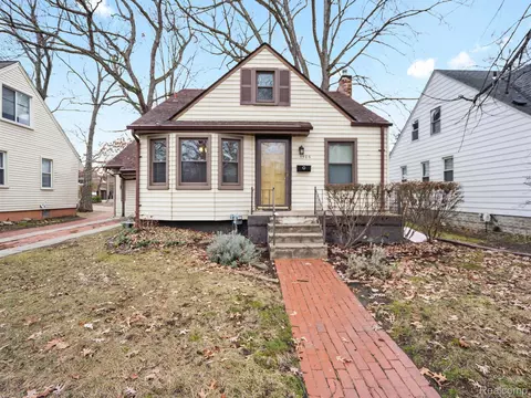 1506 Mohawk Ave, Royal Oak, MI 48067
