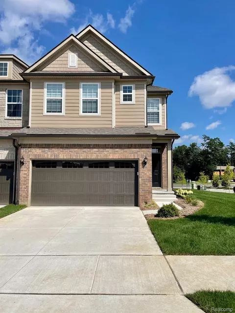 1047 Addison Cir, Commerce, MI 48390