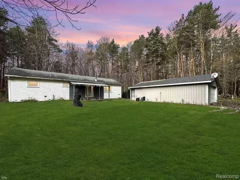 5278 Millington Road Rd, Millington, MI 48746