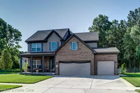 17425 Spartan Dr, Romulus, MI 48174