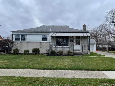 11181 Oxbow St, Livonia, MI 48150