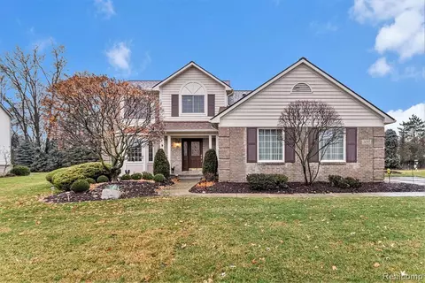 24583 Millcreek Dr, Farmington Hills, MI 48336