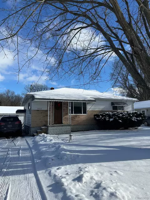 3416 Eastdale Dr, Flint, MI 48506