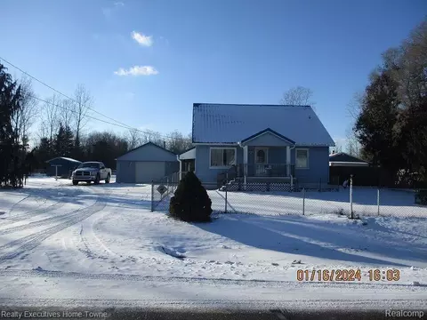 1035 Minnesota Rd, Port Huron, MI 48060