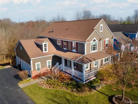 7286 N Village Dr, Clarkston, MI 48346