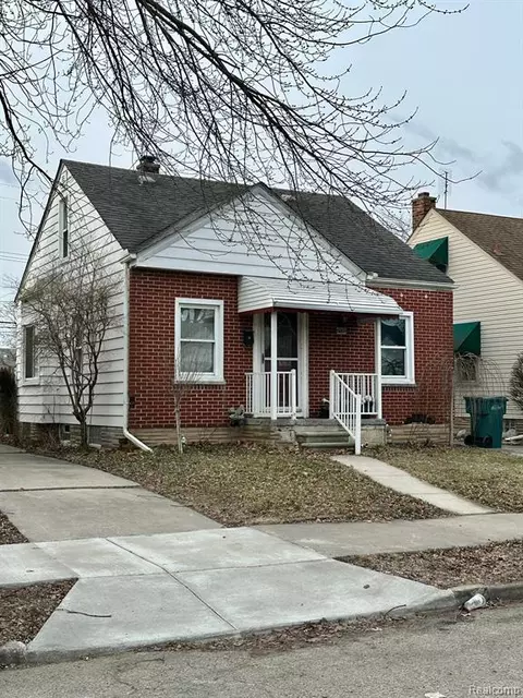 1535 Mill St, Lincoln Park, MI 48146