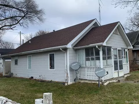 3501 Davison Rd, Flint, MI 48506 photo 1
