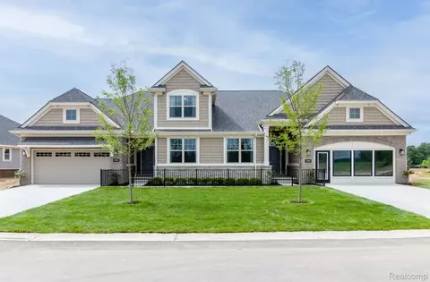 3739 Chatham, Brighton, MI 48114