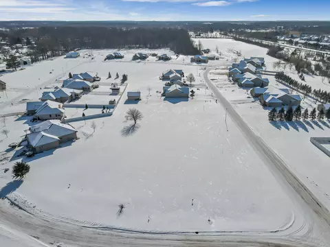 6018 Cousins Dr, Mundy, MI 48473