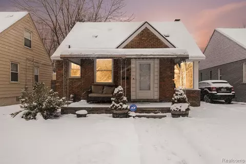 7305 Dolphin, Redford, MI 48239