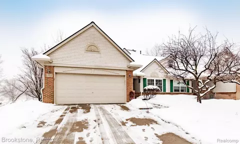 6462 Heron Park Way, Independence, MI 48346