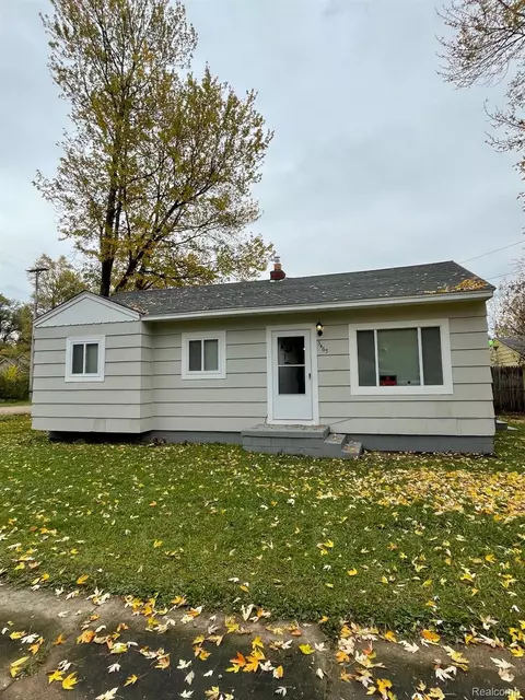 3465 W Parkway Ave, Mount Morris, MI 48504