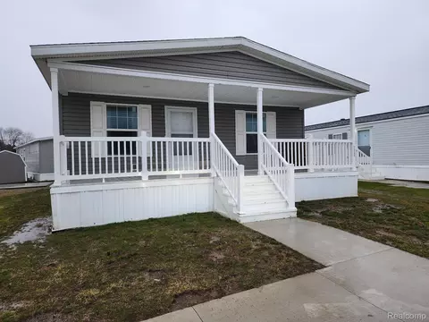 7331 Pipes Cir, Alma, MI 48801