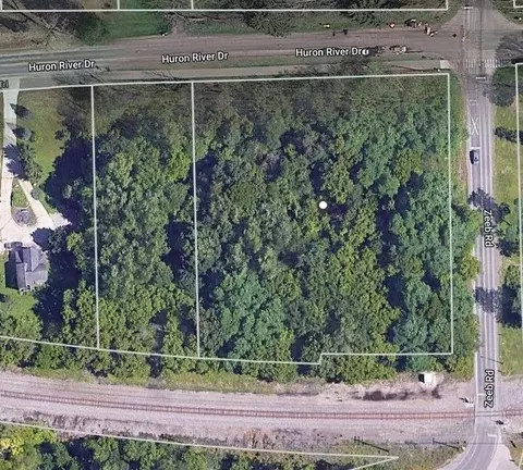 Vl W Huron River Dr, Dexter, MI 48130