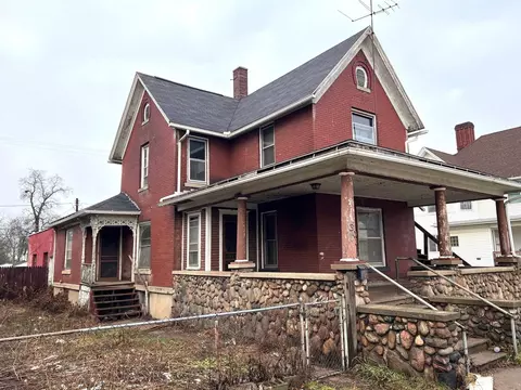 303 Saginaw St N, Durand, MI 48429