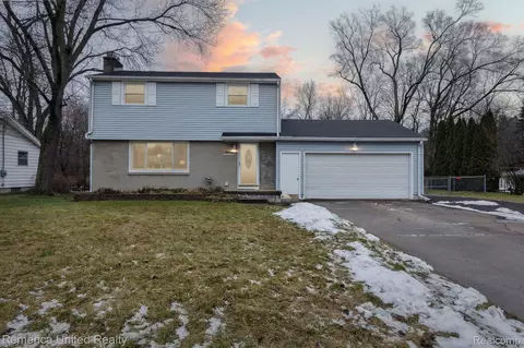 1012 E Thomas L Pkwy, Delta, MI 48917