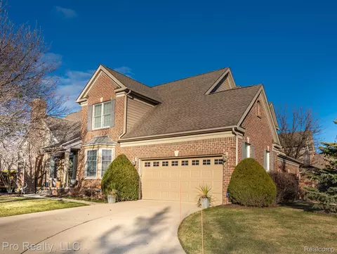 44854 Broadmoor Cir S #102, Northville, MI 48168