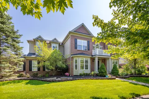 50154 Black Horse Ln SW, Canton, MI 48188
