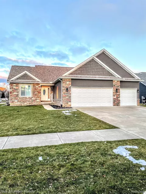 2209 Kildare Dr, Davison, MI 48423