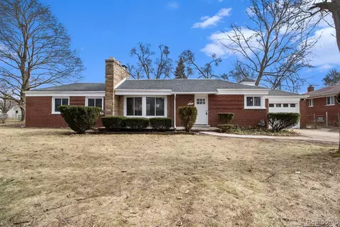 9206 Riverview, Redford, MI 48239