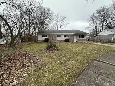 27242 Frieda, Taylor, MI 48180