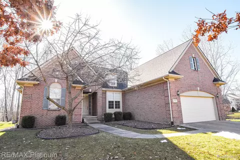 3395 Tall Oak Ln, Canton, MI 48188