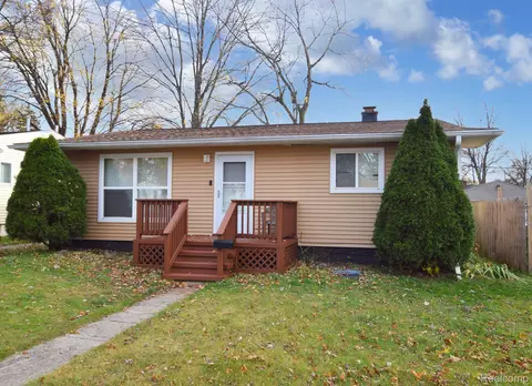 2918 Alpha Way, Flint, MI 48506